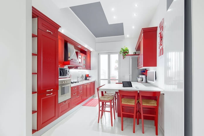 Red Kitchens with Tips & Accessories